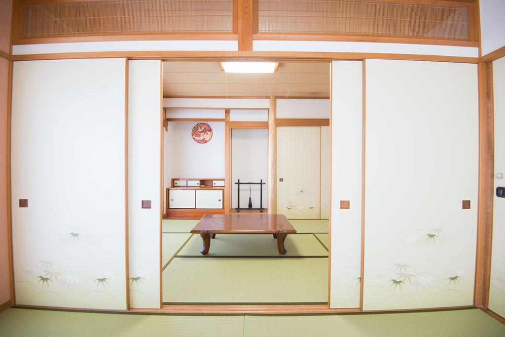Gaku. Guest house Hakone